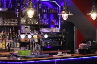 Au-taquet-deco